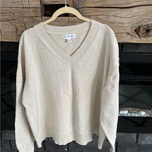 New York Laundry Beige V-Neck Sweater